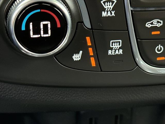 2023 Chevrolet Traverse AWD LT Cloth
