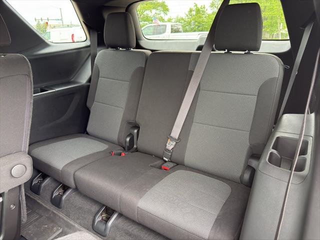 2023 Chevrolet Traverse AWD LT Cloth