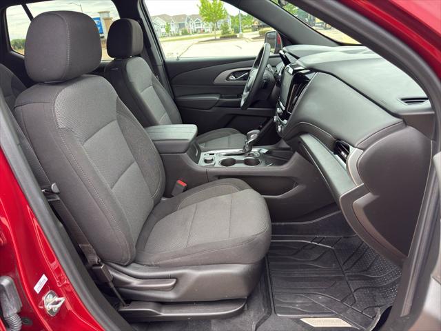 2023 Chevrolet Traverse AWD LT Cloth