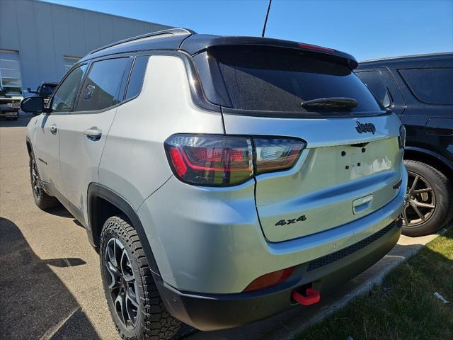 2025 Jeep Compass Trailhawk 4x4