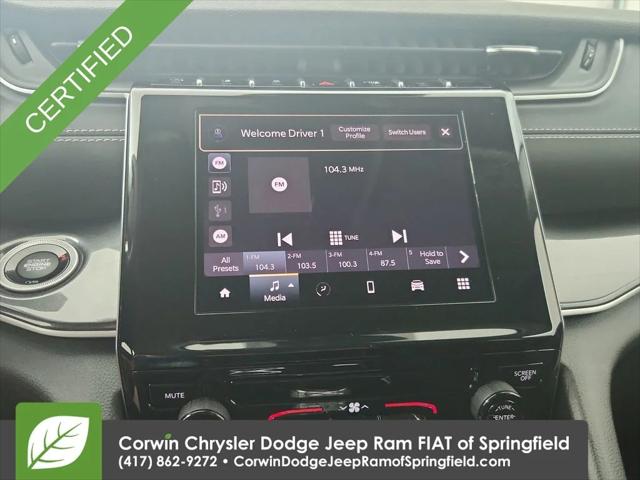 2023 Jeep Grand Cherokee Laredo 4x4