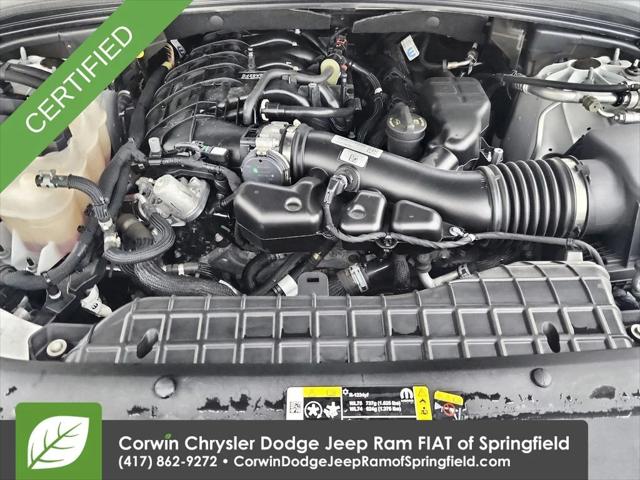 2023 Jeep Grand Cherokee Laredo 4x4