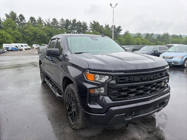 2023 Chevrolet Silverado 1500 4WD Crew Cab Short Bed Custom