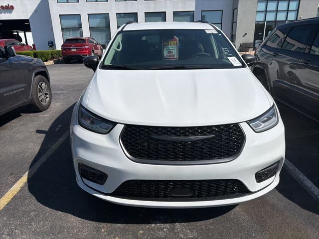 2024 Chrysler Pacifica Touring L 2024 Chrysler Pacifica Touring L