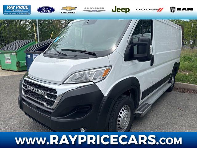 2025 RAM ProMaster 2500 Cargo Van Tradesman Low Roof 136 WB w/Pass Seat 2025 RAM ProMaster 2500 Cargo Van Tradesman Low Roof 136 WB w/Pass Seat