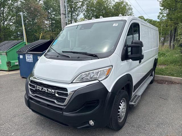 2025 RAM ProMaster 2500 Cargo Van Tradesman Low Roof 136 WB w/Pass Seat 2025 RAM ProMaster 2500 Cargo Van Tradesman Low Roof 136 WB w/Pass Seat