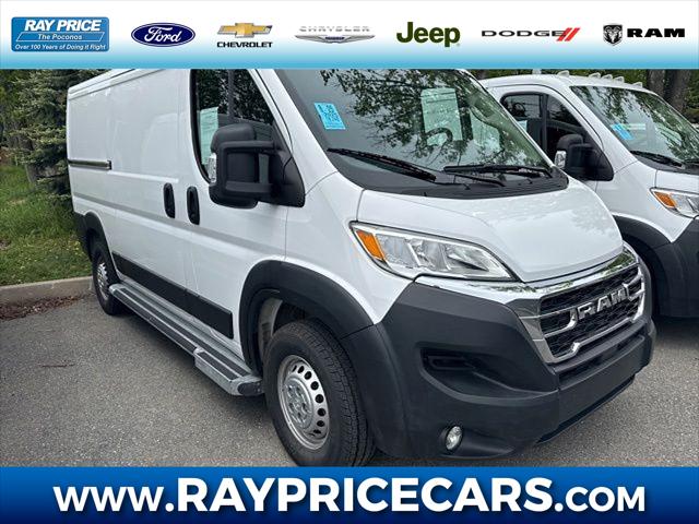 2025 RAM ProMaster 2500 Cargo Van Tradesman Low Roof 136 WB w/Pass Seat