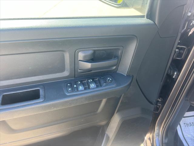2018 Ram 1500 Express Quad Cab 4x4 6'4" Box