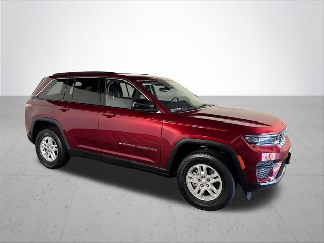 2023 Jeep Grand Cherokee Laredo 4x4