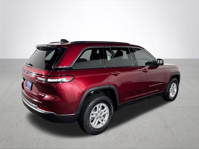 2023 Jeep Grand Cherokee Laredo 4x4