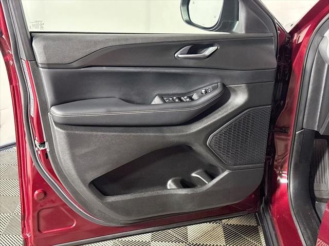 2023 Jeep Grand Cherokee Laredo 4x4
