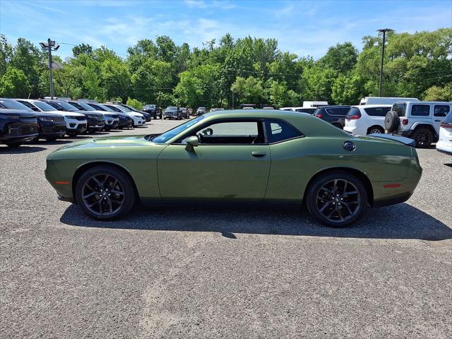 2021 Dodge Challenger SXT