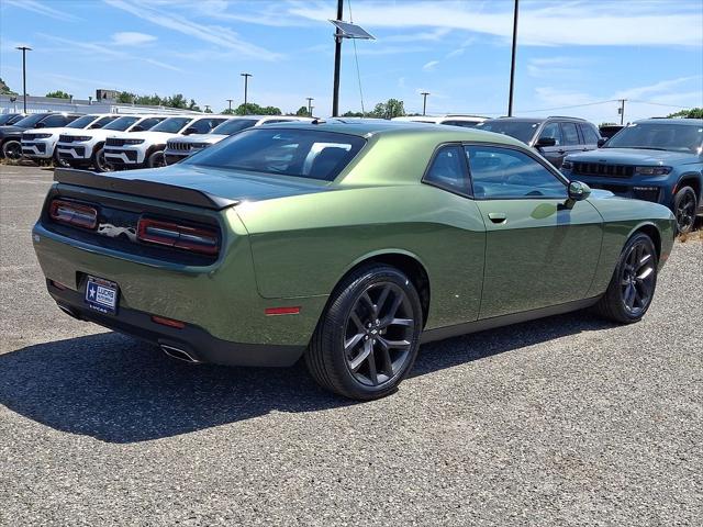 2021 Dodge Challenger SXT