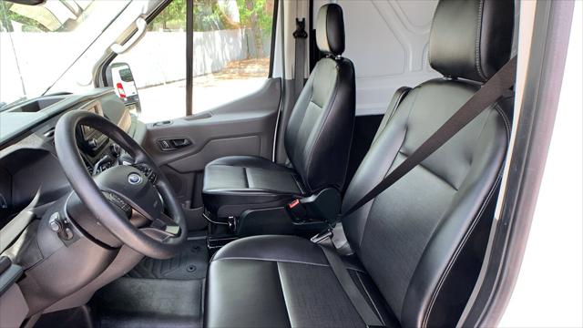 2025 Ford Transit Cargo Van Base