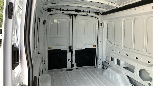 2025 Ford Transit Cargo Van Base