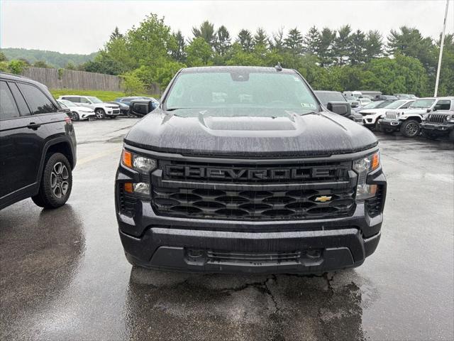 2023 Chevrolet Silverado 1500 4WD Crew Cab Short Bed Custom