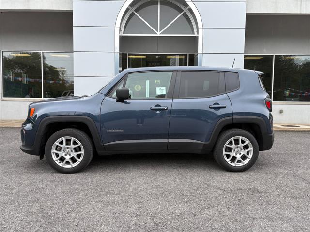 2023 Jeep Renegade Latitude 4x4 2023 Jeep Renegade Latitude 4x4