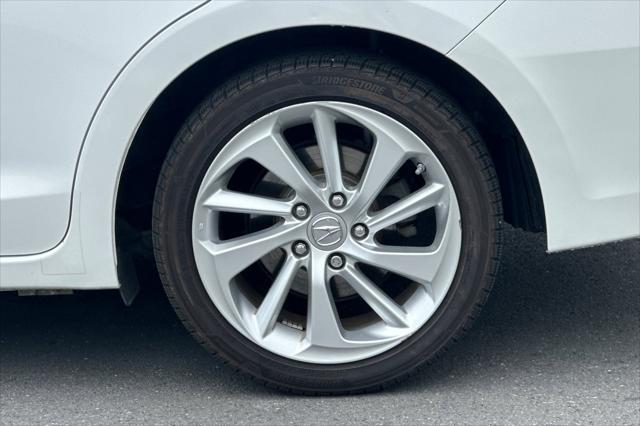 2017 Acura ILX Sedan