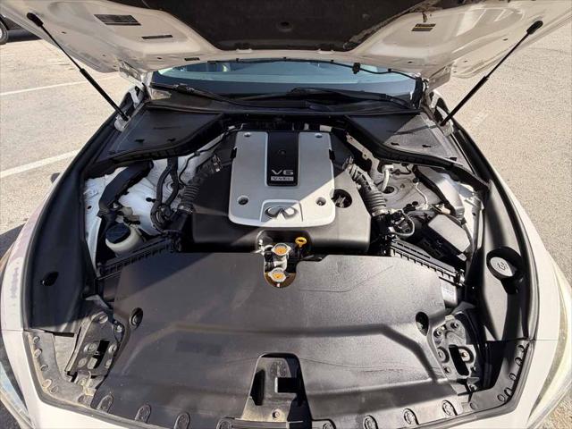 2015 INFINITI Q50 Sport