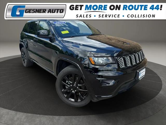 2022 Jeep Grand Cherokee Laredo X 4x4 for sale in Taunton, MA