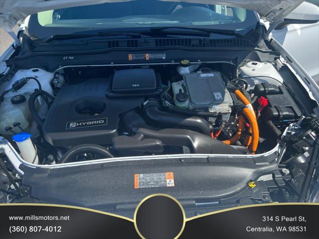 2020 Ford Fusion Hybrid SE