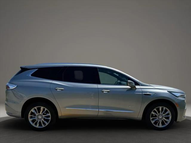 2023 Buick Enclave Avenir AWD