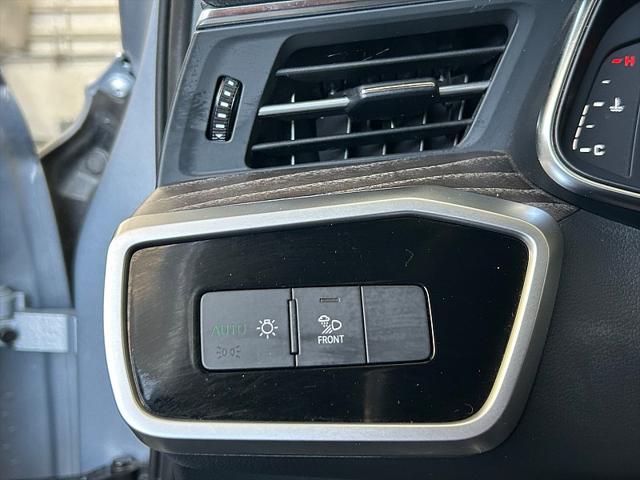 2024 Audi A6 Premium Plus 45 TFSI quattro S tronic