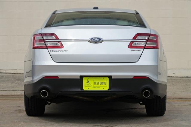 2015 Ford Taurus SE