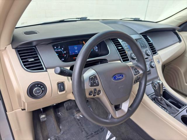2015 Ford Taurus SE