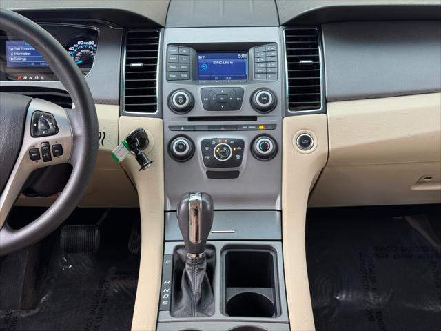 2015 Ford Taurus SE