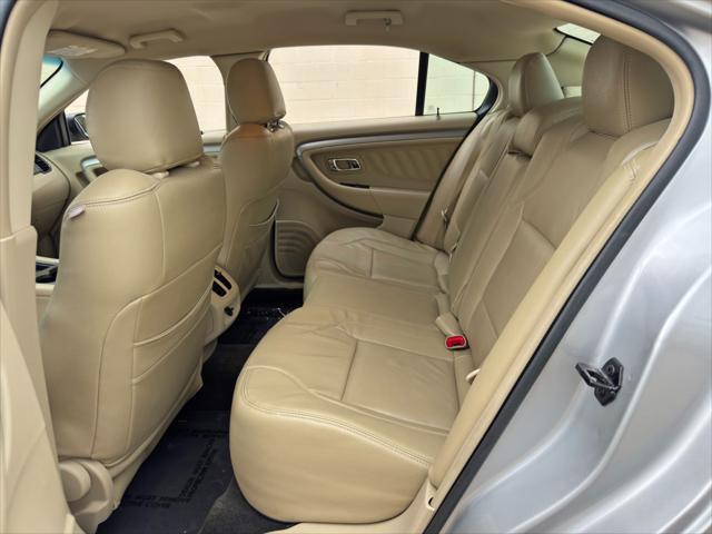 2015 Ford Taurus SE