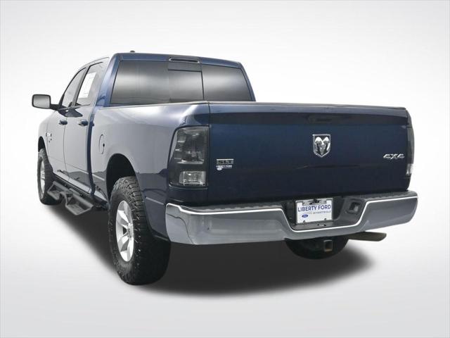 2019 Ram 1500 Classic SLT Crew Cab 4x4 6'4" Box