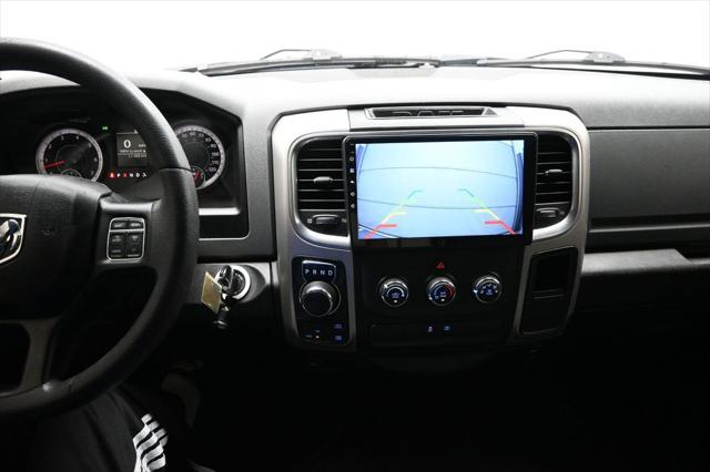2019 Ram 1500 Classic SLT Crew Cab 4x4 6'4" Box