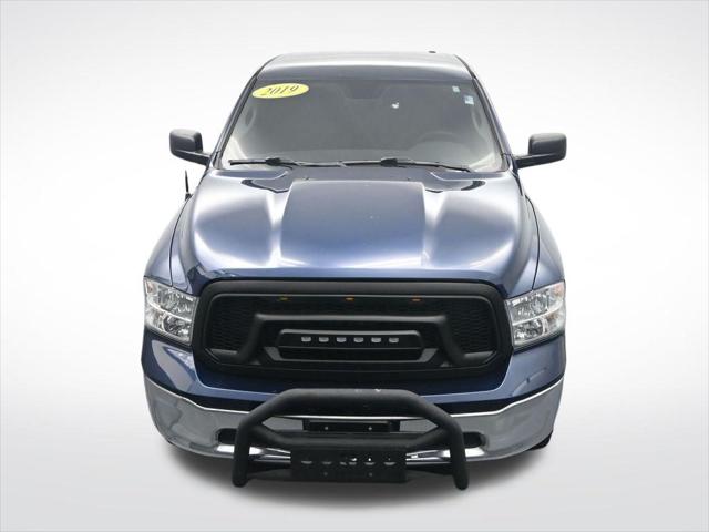 2019 Ram 1500 Classic SLT Crew Cab 4x4 6'4" Box