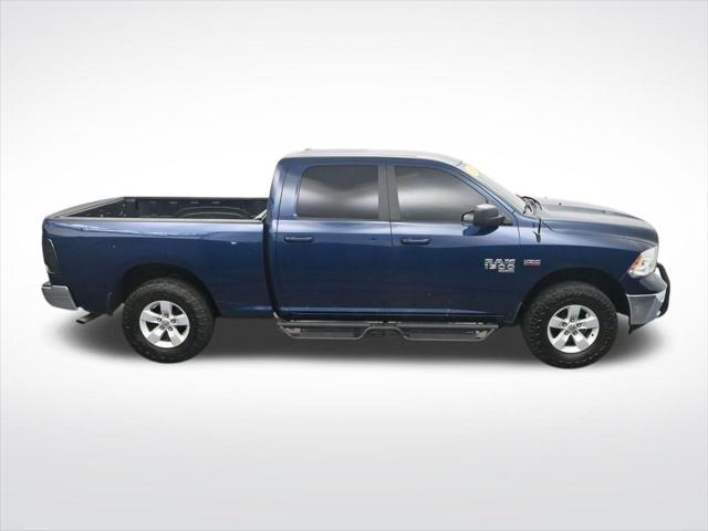 2019 Ram 1500 Classic SLT Crew Cab 4x4 6'4" Box