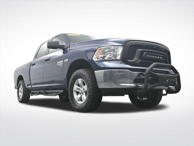 2019 Ram 1500 Classic SLT Crew Cab 4x4 6'4" Box