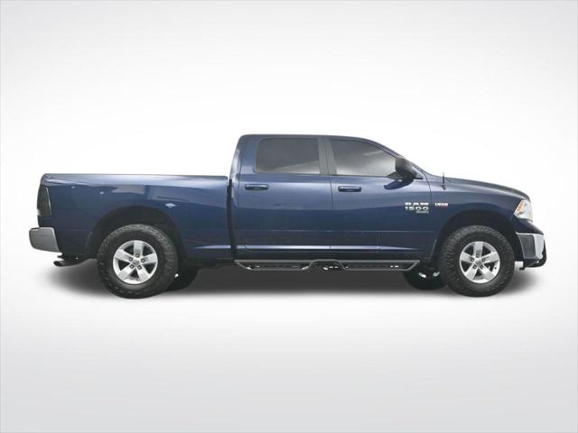 2019 Ram 1500 Classic SLT Crew Cab 4x4 6'4" Box
