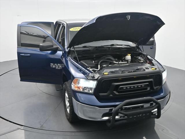 2019 Ram 1500 Classic SLT Crew Cab 4x4 6'4" Box