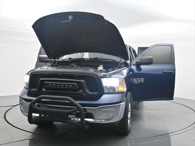 2019 Ram 1500 Classic SLT Crew Cab 4x4 6'4" Box
