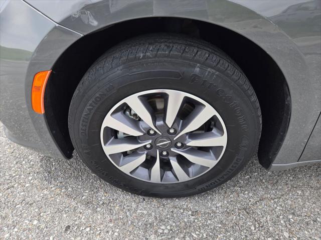 2021 Chrysler Pacifica Touring L