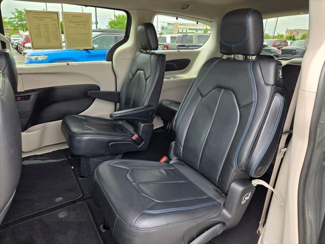 2021 Chrysler Pacifica Touring L