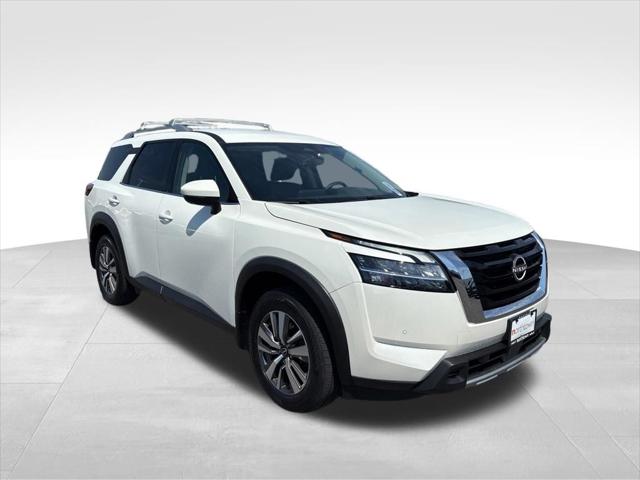 2024 Nissan Pathfinder SL 4WD