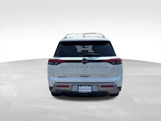 2024 Nissan Pathfinder SL 4WD