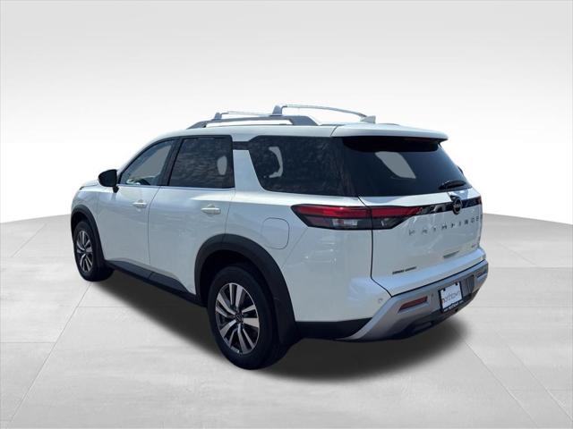 2024 Nissan Pathfinder SL 4WD