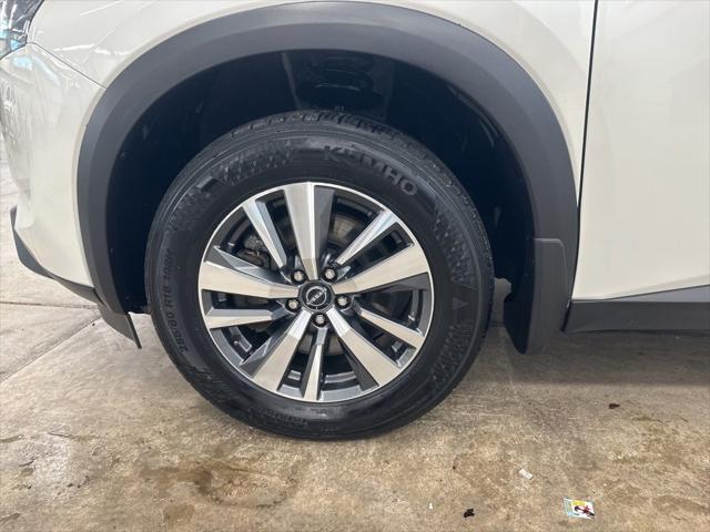 2024 Nissan Pathfinder SL 4WD