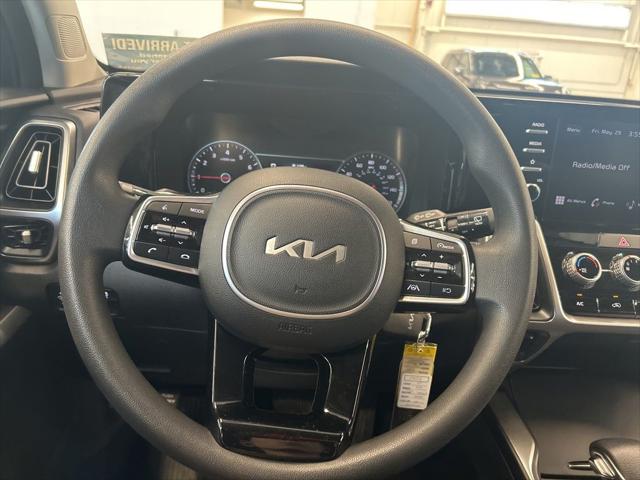 2023 Kia Sorento LX