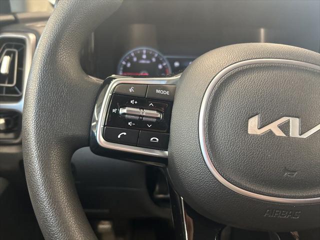 2023 Kia Sorento LX