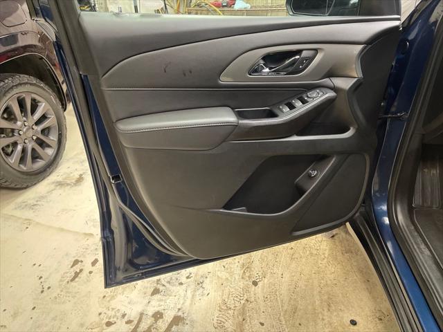 2023 Chevrolet Traverse AWD LT Cloth