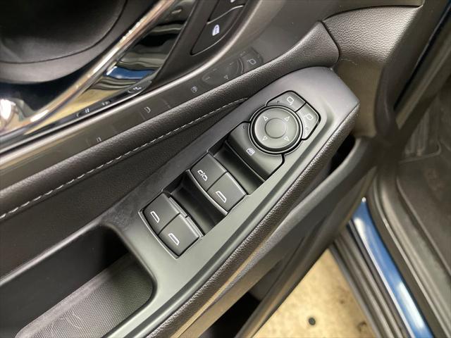 2023 Chevrolet Traverse AWD LT Cloth