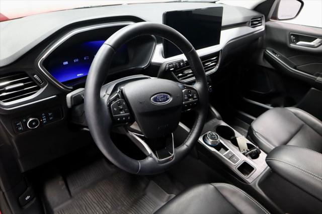 2025 Ford Escape Platinum